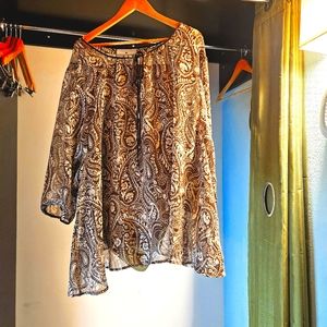 Avenue plus brown paisley top
